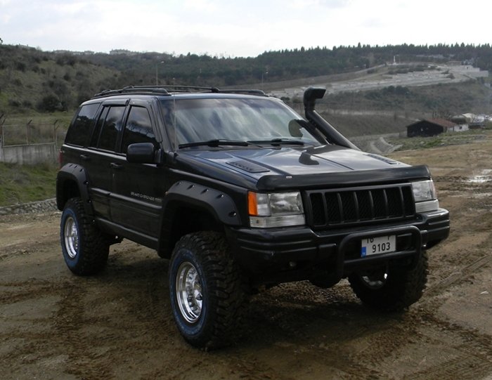 JEEP GRAND CHEROKEE V8 5.9