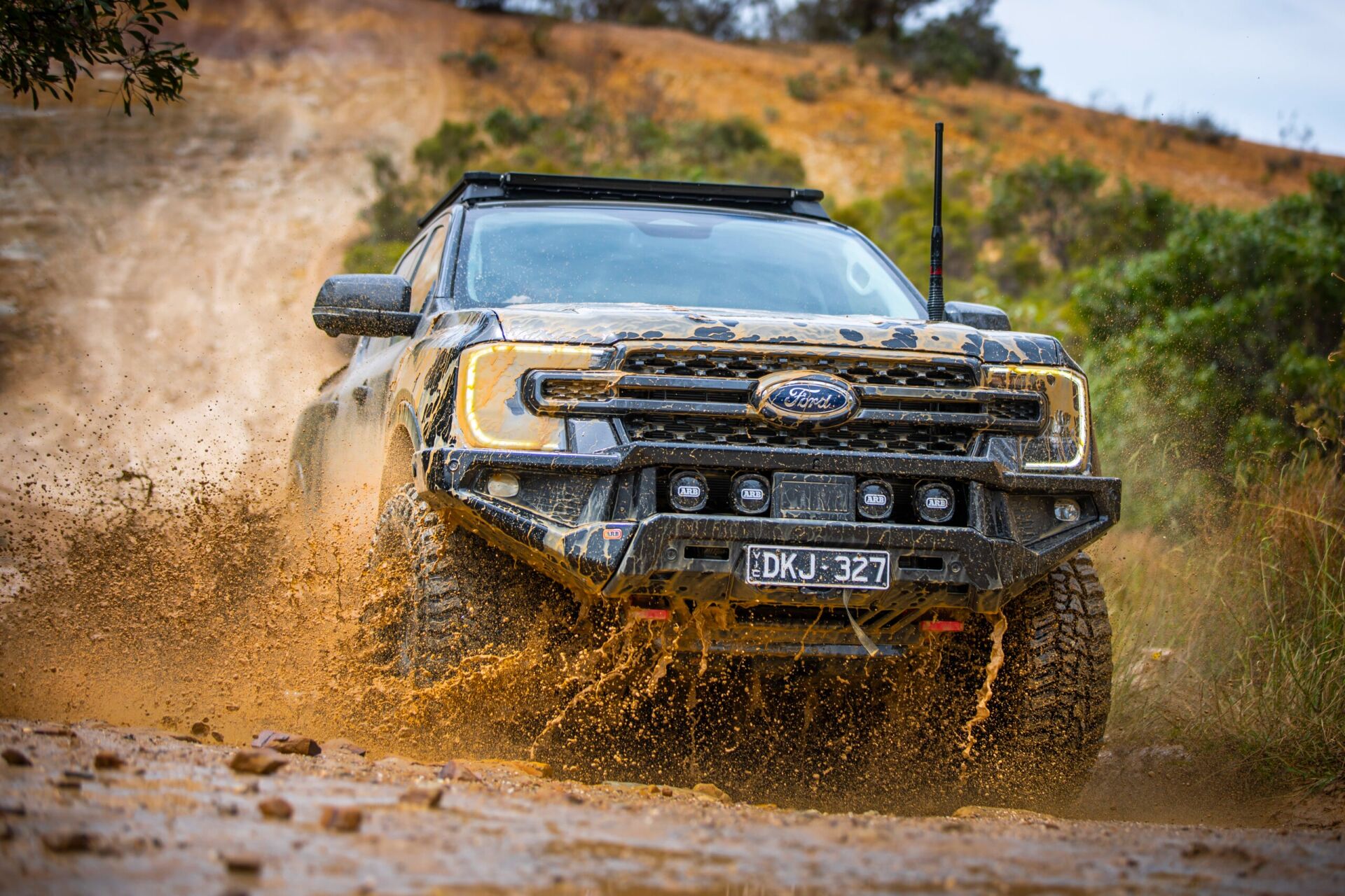 ARB ZENİTH VİNÇ YUVALI ÖN TAMPON FORD RANGER 22+
