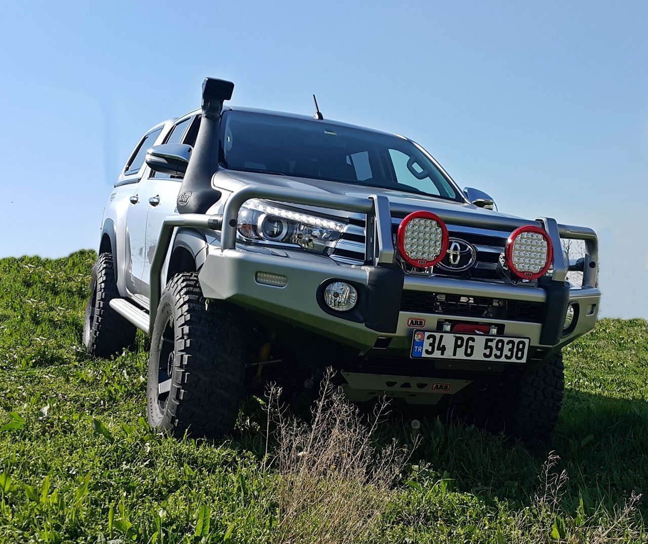 ÖN TAMPON SUMMIT 2015+ TOYOTA HILUX REVO