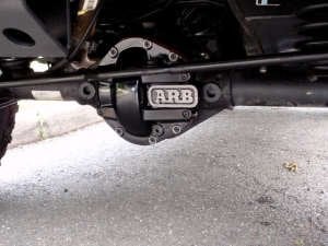 DİFERANSİYEL KAPAĞI SİYAH 2007+ JEEP RUBICON DANA 44