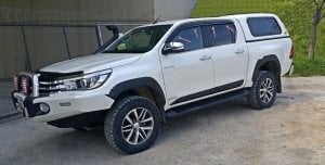 2015+ TOYOTA HILUX OEM CAM RÜZGARLIK SETİ 4 KAPI SİYAH