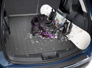 WEATHERTECH BAGAJ PASPAS 1998-2007 TOYOTA LAND CRUISER 100 SERİ SİYAH 3. SIRA KOLTUK OLAN MODELLER İÇİN UYUMLU