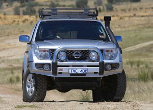 SAHARA ÖN ÇELİK TAMPON 2010-2014 NİSSAN NAVARA D40