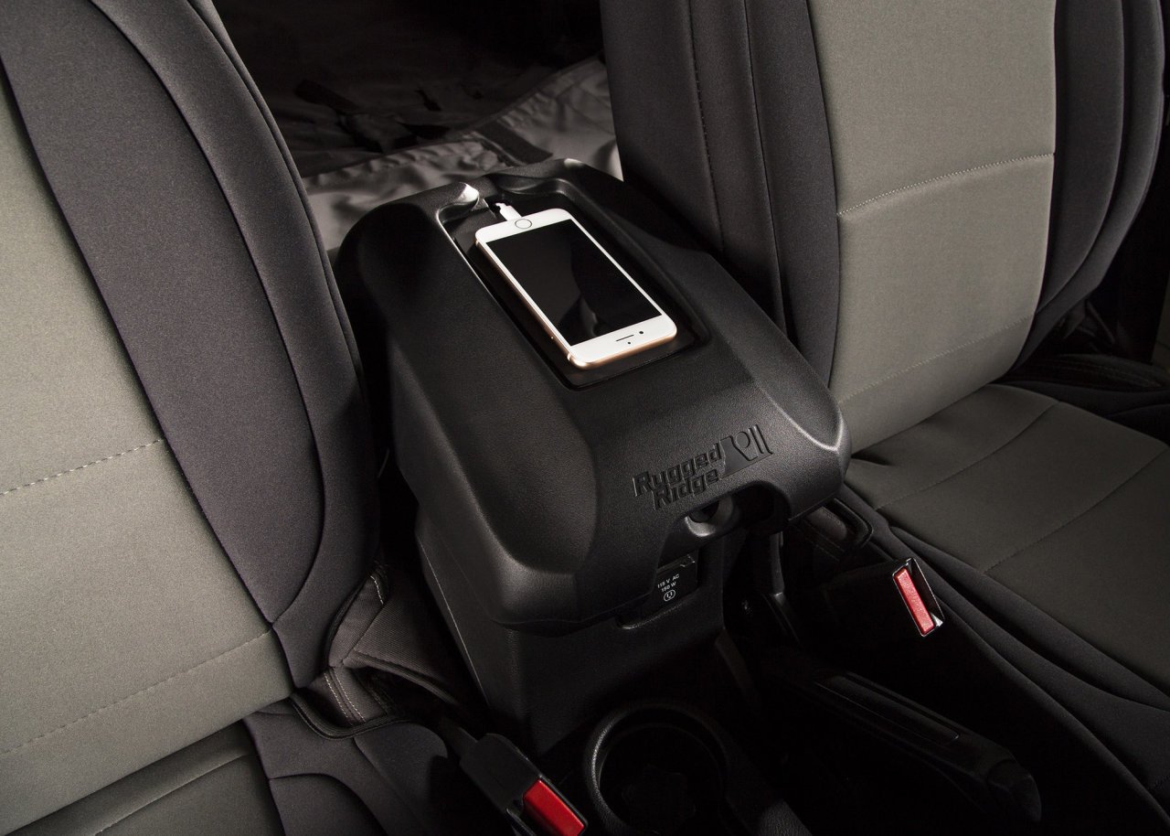 2011-2018 JEEP RUBICON ARA KONSOL ÜZERİ TELEFON TUTUCU VE KORUMA KILIFI