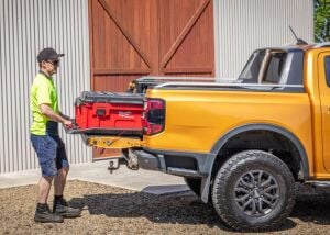 ARB DRAGMAT V2 KASA KABİN İÇİ TABAN HAVUZU PLASTİK 2022+ FORD RANGER VE VW AMAROK