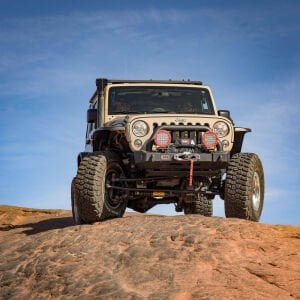 ARB ÖN TAMPON VİNÇ YUVALI 2007-2026 RUBICON JK/JL