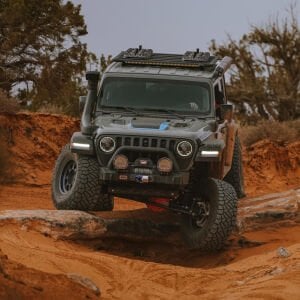 ARB ÖN TAMPON VİNÇ YUVALI 2007-2026 RUBICON JK/JL
