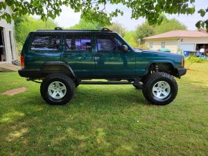 YAN BASAMAK SETİ 1984 - 2001 JEEP CHEROKEE (XJ) SİYAH