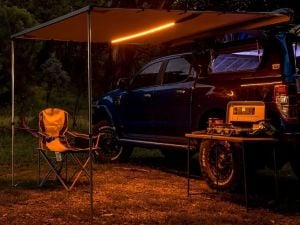 ARB ARAÇ YANI TENTE, 2.0m X 2.5m LED ŞERİT AYDINLATMA DAHİL SET ARB 814406