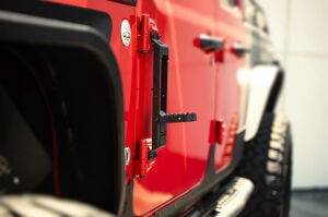 DV8 KAPI MENTEŞE BASAMAĞI 07-25 JEEP WRANGLER RUBICON JK-JL KAPI BASAMAK(Kopya)