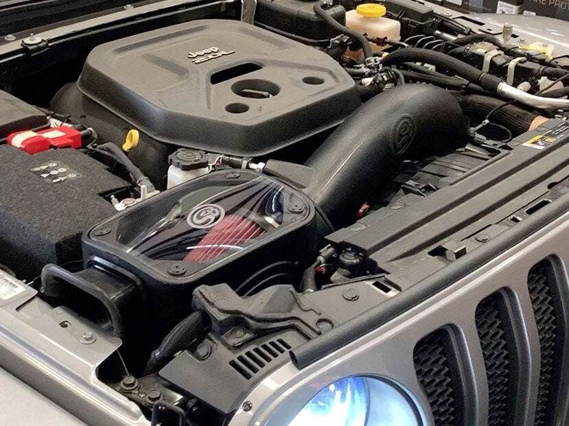 S&B AÇIK HAVA FİLTRE KİTİ JEEP WRANGLER JL 2.0L TURBO