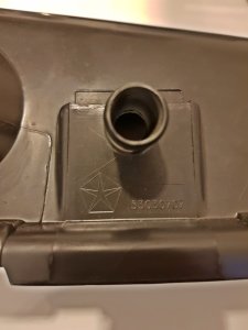 1994-2001 JEEP CHEROKEE XJ HAVA FİLTRESİ ÜST KAPAK, PLASTİK ÜST KAPAĞI