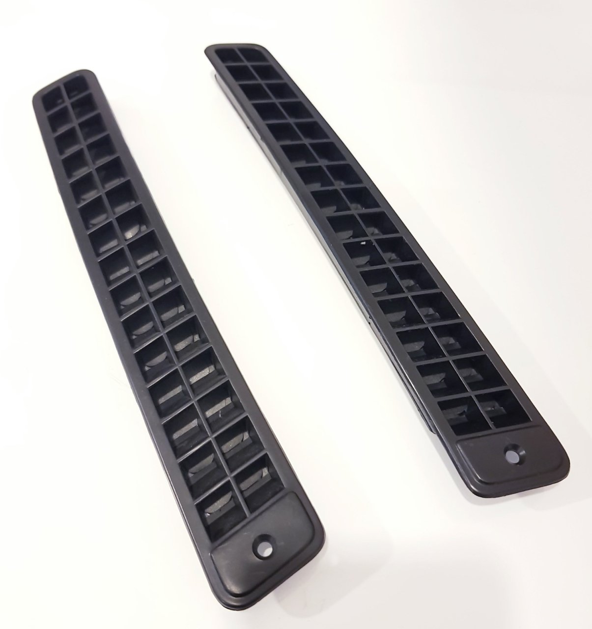 1987-1995 JEEP WRANGLER YJ HARDTOP HAVALANDIRMA IZGARASI (1 ADET)