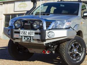 3914450 TOYOTA HILUX VİGO 2011 - 2014 ÖN SAHARA TAMPON