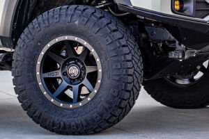 NITTO RIDGE GRAPLER LASTİK 35/12,5/17 (FİYAT 1 ADET İÇİN GEÇERLİDİR)
